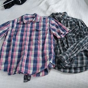 Men's button up 2 shirt bundle